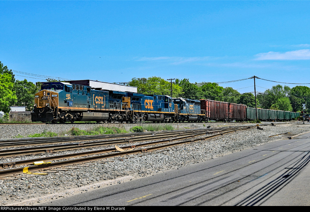 CSX 495 on M-434